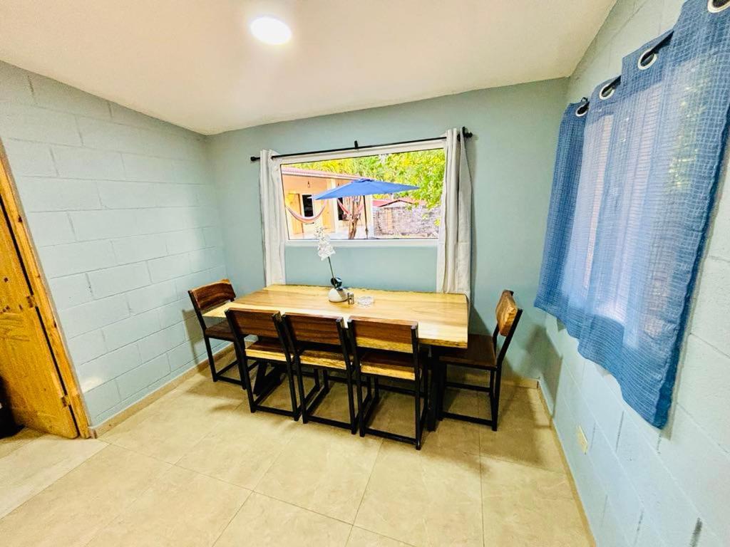 Hostal Camila'S Tamanique Экстерьер фото